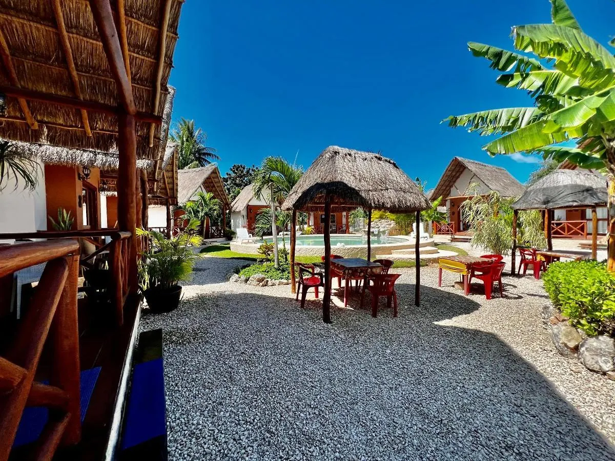 Villas Hotel Chiquila 3*,  México